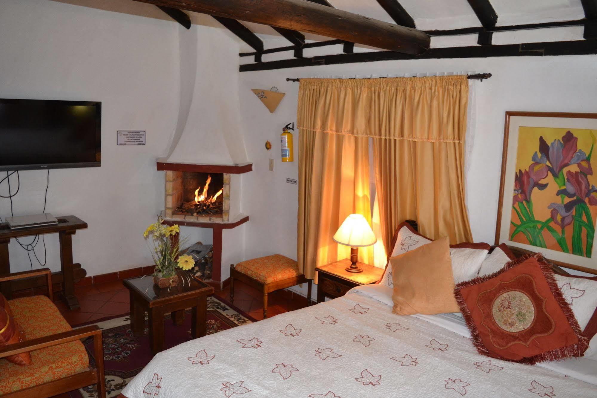 Hotel Bahia Olivo Boutique & Spa Вилья-де-Лейва Экстерьер фото